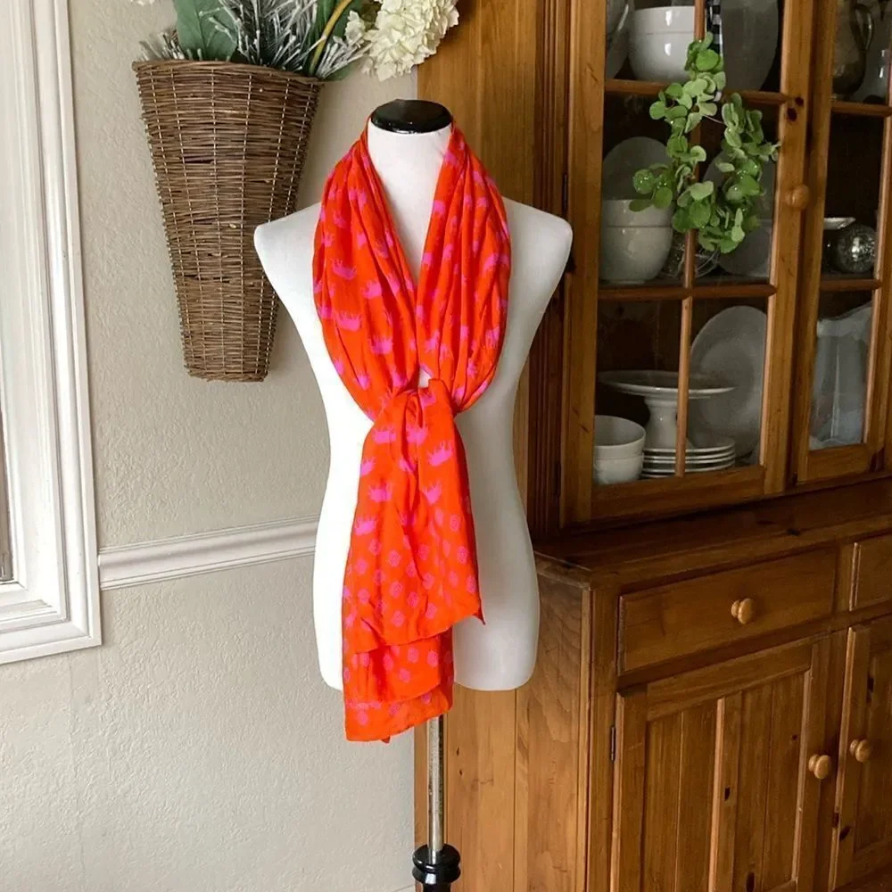 Stella & Dot Lightweight Elephant’s Scarf